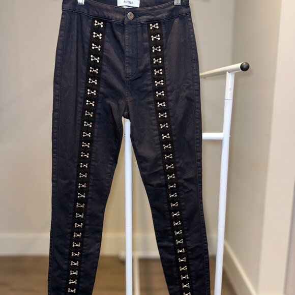 PISTOLA: NWT, Kiera High Rise, Color- Black, Size - 27, MSRP - $108 - Picture 6 of 9